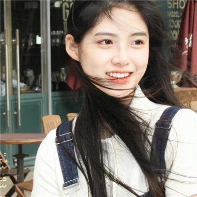 福尔摩斯小姐海报